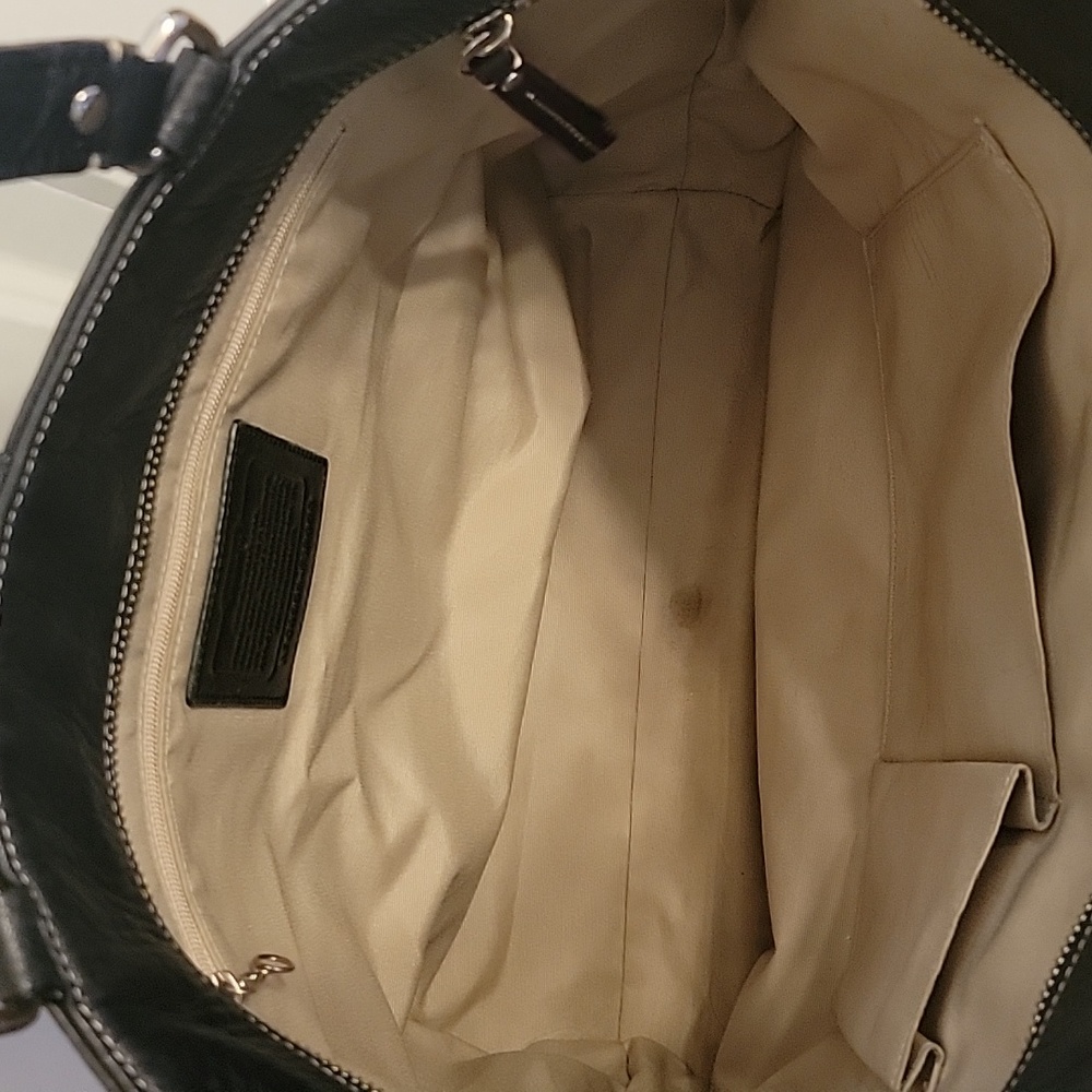 Coach pebbled leather tote/handbag - Picture 5 of 6